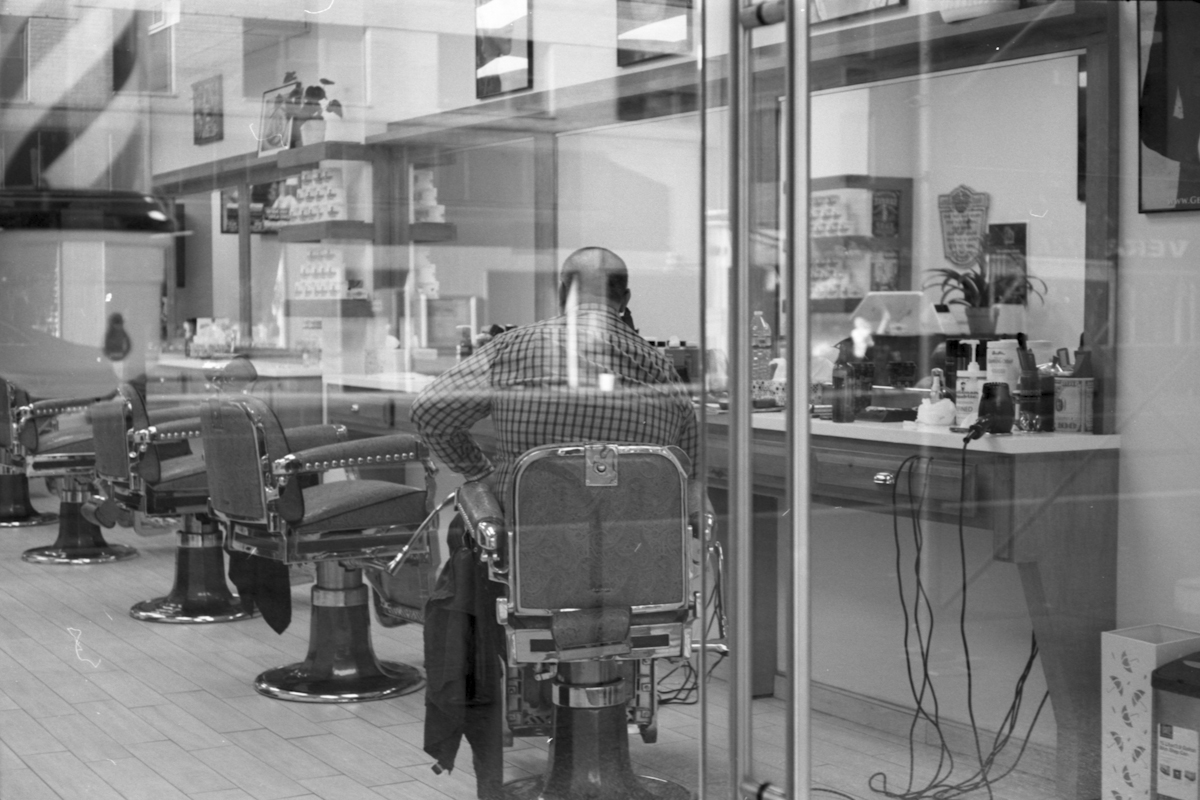 photo of a barber shop interior